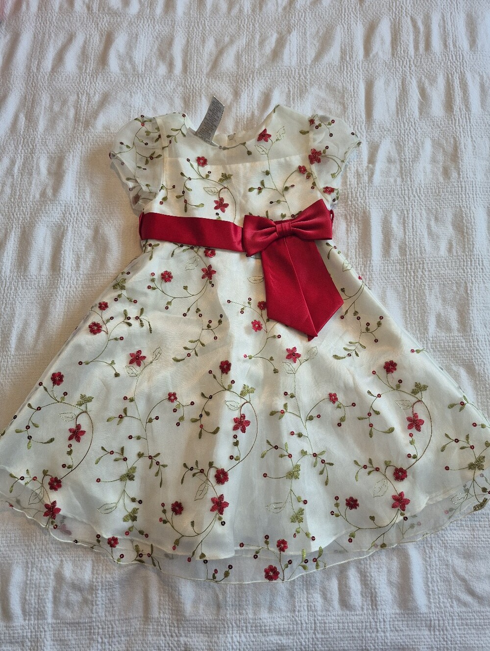 Bonnie Jean girls 3T dress white overlay with red floral embroidery sequins EUC